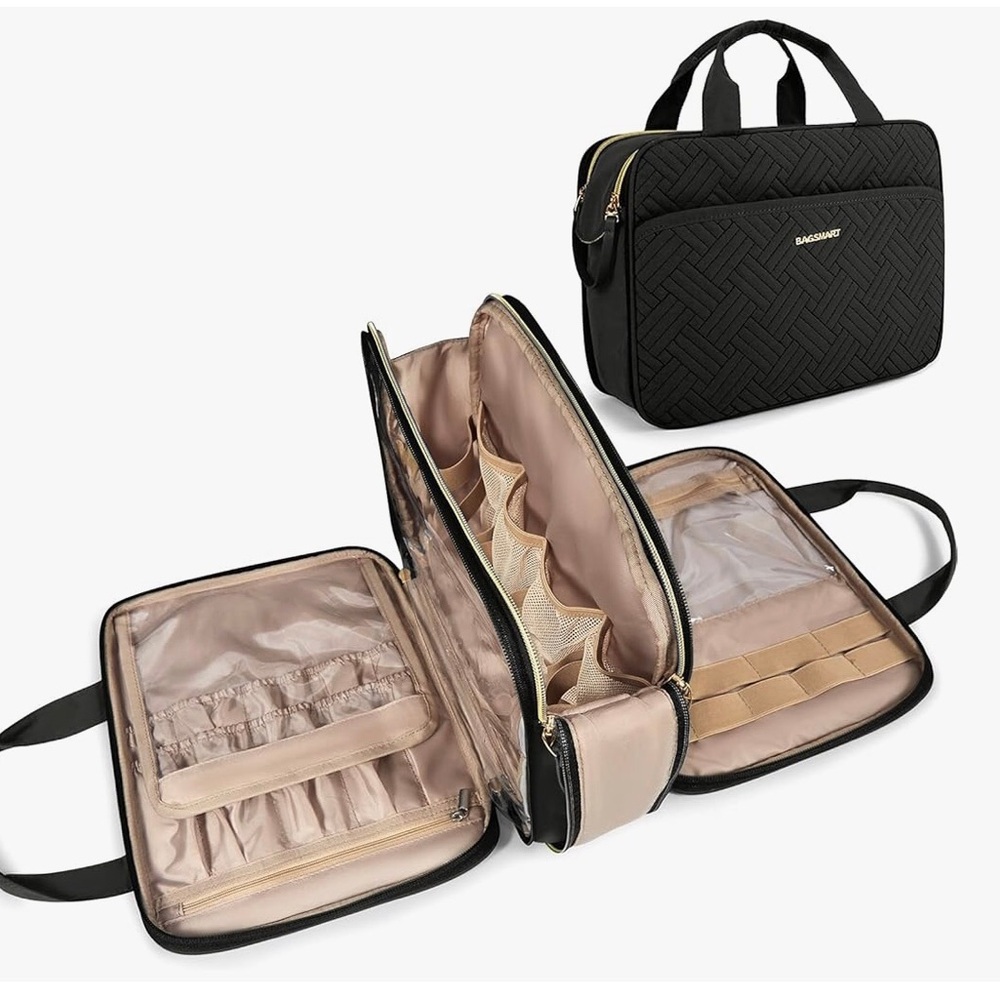 BAGSMART NAVY LARGE TOILETRY TRAVEL BAG